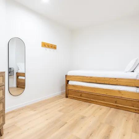R1 Eraclau - Eth Roser De Apartment *
